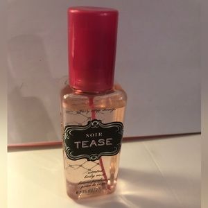 3/$10 VS Noir Tease body mist